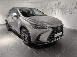 Gris Utilisé 2024 Lexus NX450h+ Executive Line SUV | 66 900 €
