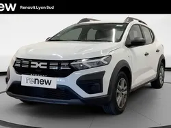 Blanc Utilisé 2023 Dacia Sandero Essentiel Citadine | 14 790 € (Prix juste)