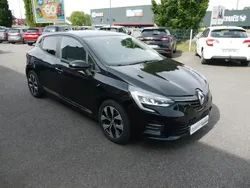 Utilisé 2023 Renault Clio V Evolution Berline | 17 990 € (Prix juste)