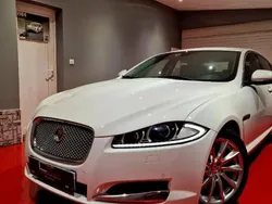 Blanc Utilisé 2015 Jaguar XF Berline | 15 900 €