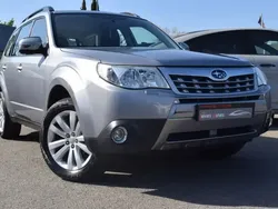 Gris Utilisé 2012 Subaru Forester SUV | 12 400 €