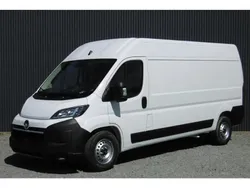 Blanc Nouvelle 2025 Opel Movano S Van | 32 990 € (Prix juste)