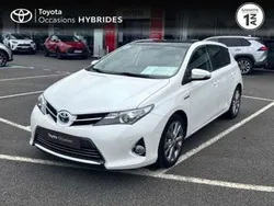 Utilisé 2014 Toyota Auris Hybrid Style Berline | 12 990 € (Prix juste)