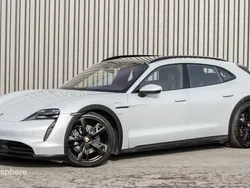 Gris Utilisé 2022 Porsche Taycan Berline | 77 900 € (Prix cher)