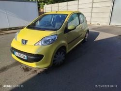 Jaune Utilisé 2009 Peugeot 107 GT-line Citadine | 2 300 € (Prix juste)