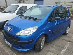 Bleu Utilisé 2006 Peugeot 1007 Citadine | 2 700 €