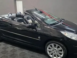 Utilisé 2011 Peugeot 207 CC Roland Garros Cabriolet | 6 990 €