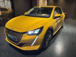 Jaune Utilisé 2021 Peugeot e-208 Citadine | 13 690 € (Bon prix)