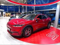 Rouge Utilisé 2022 Ford Mustang Mach-E Extended Range SUV | 39 870 € (Bon prix)