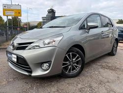 Gris Utilisé 2013 Toyota Verso Edition Monospace | 8 999 €