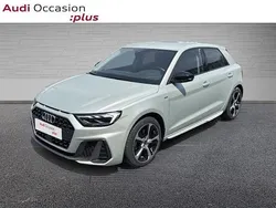 Argent rosée métallisé Utilisé 2024 Audi A1 Sportback S-Line Citadine | 27 900 € (Prix assez cher)