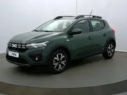 Vert Utilisé 2024 Dacia Sandero Expression Citadine | 15 990 € (Prix juste)