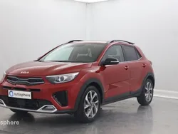 Utilisé 2023 Kia Stonic GT-Line SUV | 17 999 € (Prix juste)