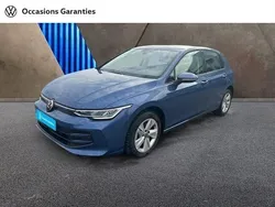 Bleu Utilisé 2024 VW Golf VIII Edition Berline | 23 990 € (Prix juste)