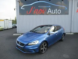 Bleu Utilisé 2016 Volvo V40 R-Design Break | 10 990 € (Prix cher)