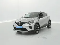 Gris Utilisé 2023 Renault Captur Evolution SUV | 17 490 € (Prix juste)