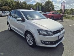 Gris Utilisé 2013 VW Polo Life Berline | 11 990 € (Prix assez cher)