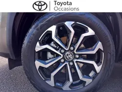 Blanc Utilisé 2024 Toyota Yaris Hybrid Design | 26 590 € (Prix assez cher)