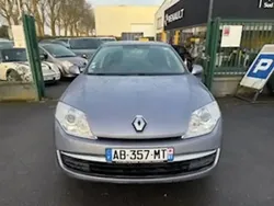 Bleu Utilisé 2009 Renault Laguna III Expression Berline | 7 400 € (Prix juste)