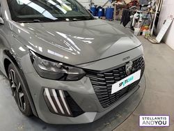 Utilisé 2024 Peugeot 208 GT Citadine | 21 990 € (Prix juste)