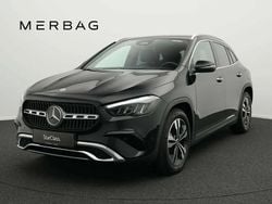 Noir Utilisé 2024 Mercedes GLA180 Progressive SUV | 36 912 € (Prix cher)