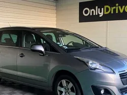 Utilisé 2015 Peugeot 5008 Style Monospace | 7 990 € (Prix juste)