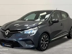 Utilisé 2022 Renault Clio V Intens Berline | 14 799 € (Prix juste)