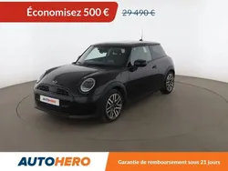 Noir Utilisé 2024 Mini Cooper Classic Citadine | 28 990 € (Prix cher)