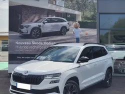 Blanc Nouvelle 2025 Skoda Karoq SUV | 39 990 € (Prix cher)