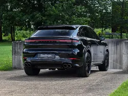 Noir Utilisé 2024 Porsche Cayenne SUV | 115 950 € (Bon prix)