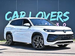 Blanc Utilisé 2025 VW Tayron R-line SUV | 53 490 € (Prix juste)