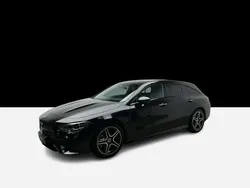 Noir Utilisé 2023 Mercedes CLA200 Shooting Brake AMG line Break | 41 015 € (Prix cher)