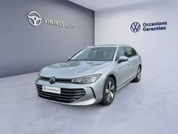 Utilisé 2024 VW Passat Life | 39 290 € (Prix juste)