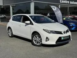 Blanc Utilisé 2014 Toyota Auris Berline | 9 980 €