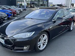 Noir Utilisé 2015 Tesla Model S Berline | 29 990 €