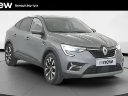 Gris Utilisé 2023 Renault Arkana Evolution SUV | 20 390 € (Prix juste)