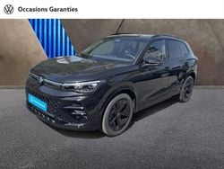 Noir intense nacrée Utilisé 2025 VW Tiguan R-line SUV | 50 990 € (Prix cher)