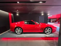 Rouge Utilisé 2005 Ferrari Superamerica Coupé | 425 000 €