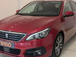 Rouge Utilisé 2019 Peugeot 308 Allure Berline | 8 290 € (Bon prix)