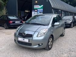 Gris Utilisé 2007 Toyota Yaris Sol Citadine | 5 000 € (Bon prix)