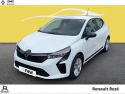 Blanc Utilisé 2024 Renault Clio V Evolution Berline | 17 990 € (Prix juste)