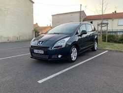 Utilisé 2012 Peugeot 5008 Allure Monospace | 6 990 € (Prix juste)