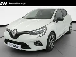 Blanc Utilisé 2023 Renault Clio V Evolution Berline | 15 399 € (Prix juste)