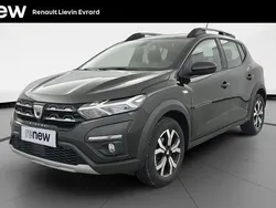 Noir Utilisé 2021 Dacia Sandero Comfort Citadine | 13 999 € (Prix juste)