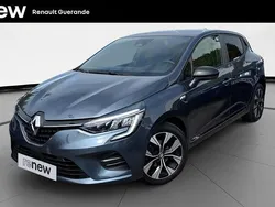 Gris Utilisé 2022 Renault Clio V Evolution Citadine | 14 990 €