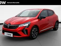Rouge Utilisé 2024 Renault Clio V Techno Citadine | 17 590 € (Prix juste)