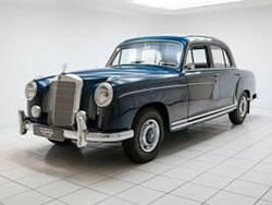 Bleu Occasion 1958 Mercedes 220 SE Berline | 45 950 €