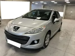 Gris Utilisé 2012 Peugeot 207 Berline | 6 990 € (Prix assez cher)