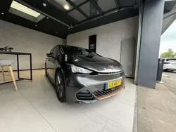 Gris Utilisé 2024 Cupra Born Citadine | 29 733 € (Prix juste)