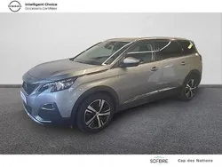 Utilisé 2020 Peugeot 5008 Allure Monospace | 19 990 € (Prix juste)